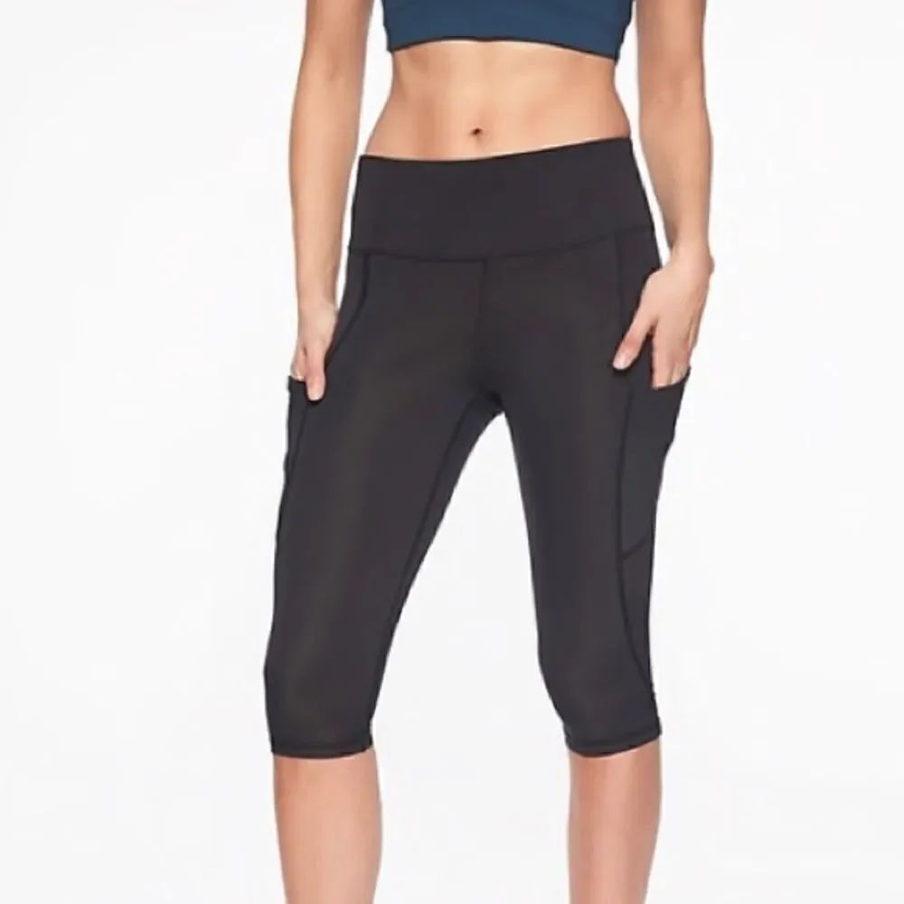 Athleta Velocity Stash Pocket Crop Pant Black S